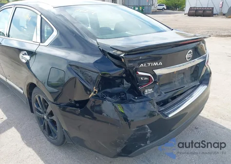 2017 Nissan Altima 2.5 Sr из США, поврежденный, VIN 1N4AL3AP2HC252910